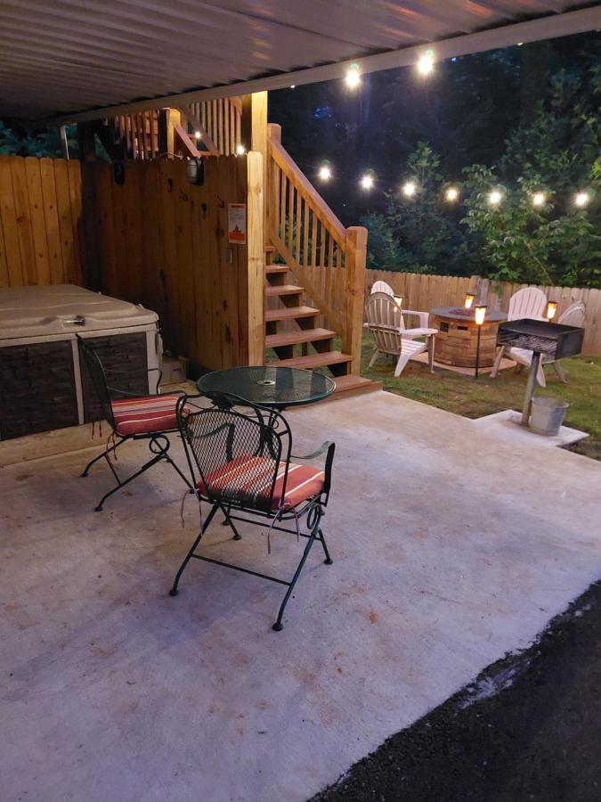 Moonlight Woods Cabin. Beautiful & Relaxing. Villa Sevierville Buitenkant foto